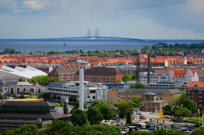 Fotka, Foto Vzdálený pohled na most Oresund (Kodaň, Dánsko)