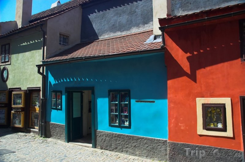 Fotka, Foto Zlatá ulička na Pražském hradě (Praha, Česká republika)