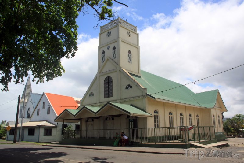 Fotka, Foto Apia, kostel ve městě (Samoa)