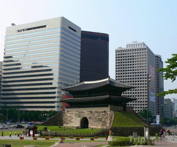 Fotka, Foto Brána Namdemun v Soulu (Jižní Korea)