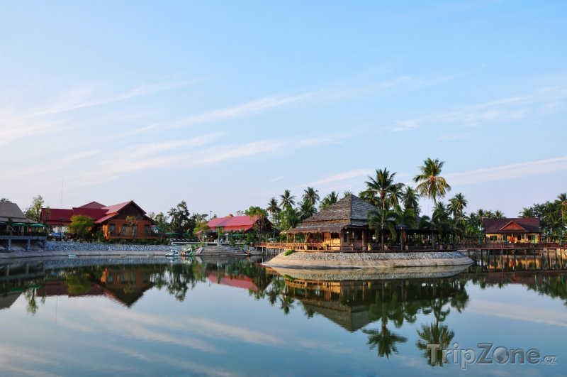Fotka, Foto Bungalovy v laguně (Pattaya, Thajsko)