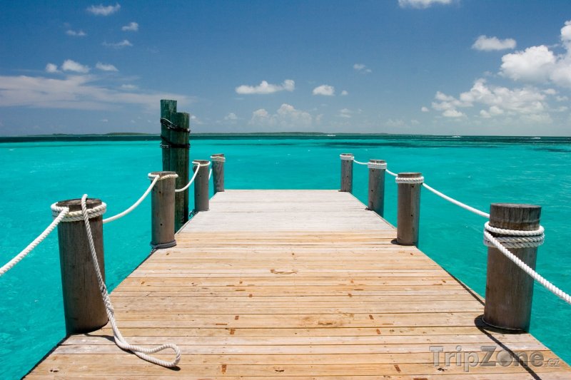 Fotka, Foto Dřevěné molo (Nassau, Bahamy)