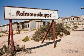 Kolmanskop, město duchů v poušti Namib