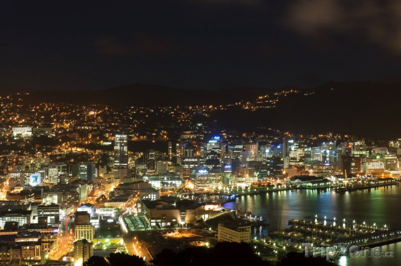 Fotka, Foto Město v noci (Wellington, Nový Zéland)