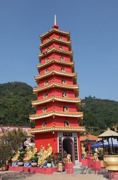 Fotka, Foto Pagoda v Chrámu 10 000 Buddhů (Hongkong)