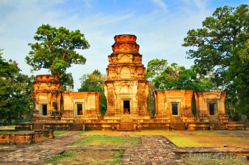 Fotka, Foto Pohled na chrám Angkor Vat (Kambodža)