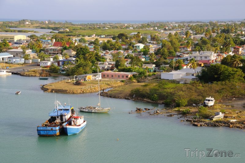 Fotka, Foto Pohled na přístav (Antigua a Barbuda)