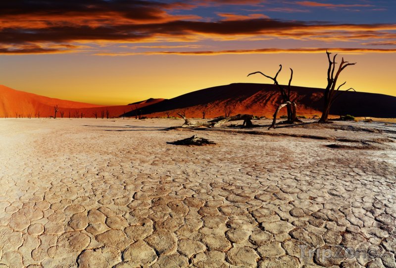 Fotka, Foto Poušť Namib při západu slunce (Namibie)