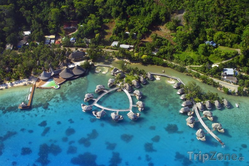 Fotka, Foto Resort na Bora Bora z letadla (Francouzská Polynésie)