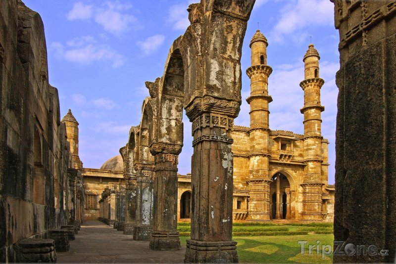 Fotka, Foto Ruiny paláce v Gujaratu (Indie)