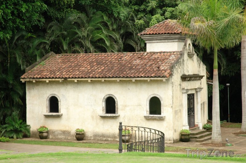 Fotka, Foto San José, kaple ve městě (Kostarika)