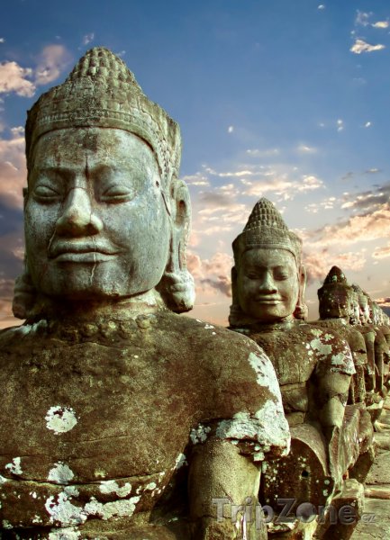 Fotka, Foto Sochy v chrámu Angkor Vat (Kambodža)