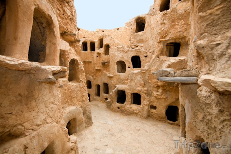 Fotka, Foto Starověké sýpky ve městě Nalut (Libye)