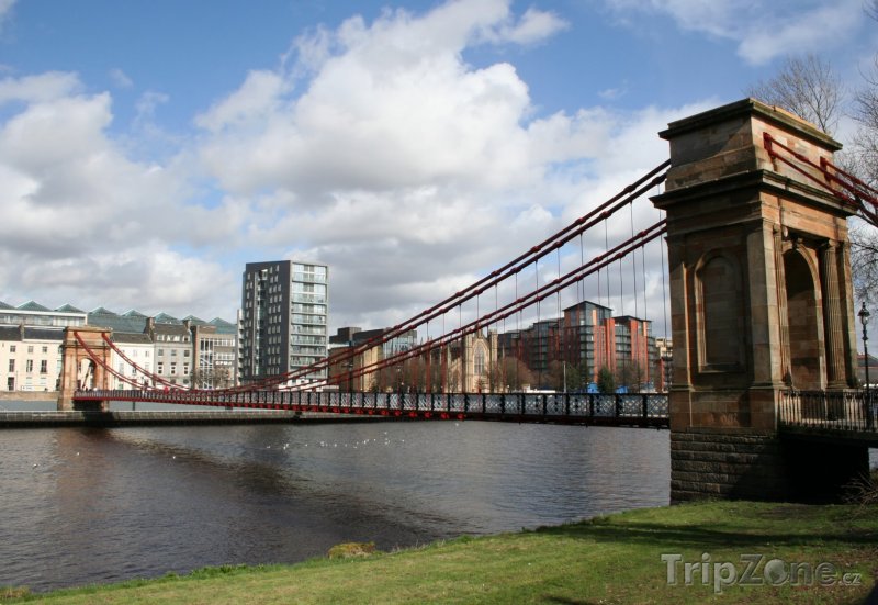Fotka, Foto Suspension bridge (Glasgow, Velká Británie)