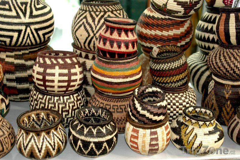 Fotka, Foto Tkané indické vázy (Panama)