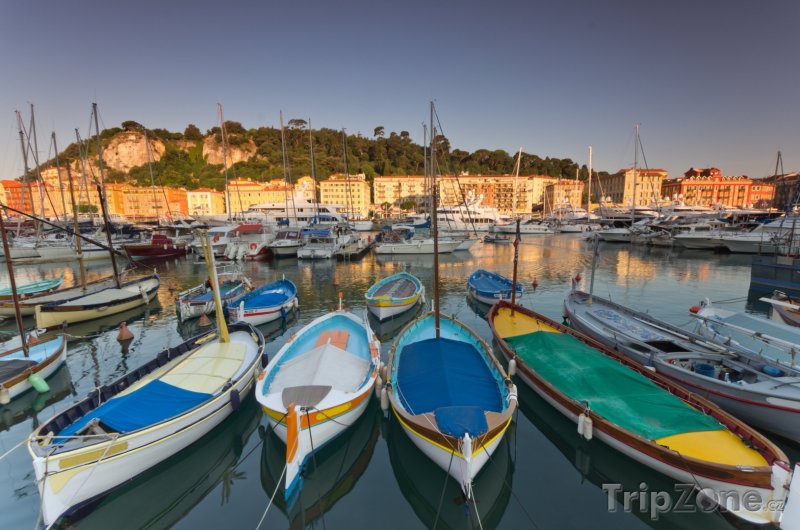 Fotka, Foto Jachty a lodě ve starém přístavu (Nice, Francie)