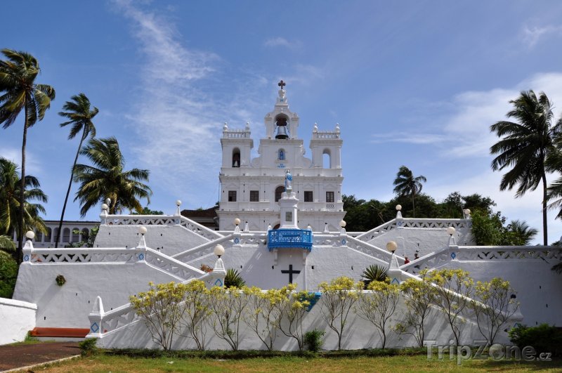 Fotka, Foto Kostel Panny Marie v Panadži (Indie)