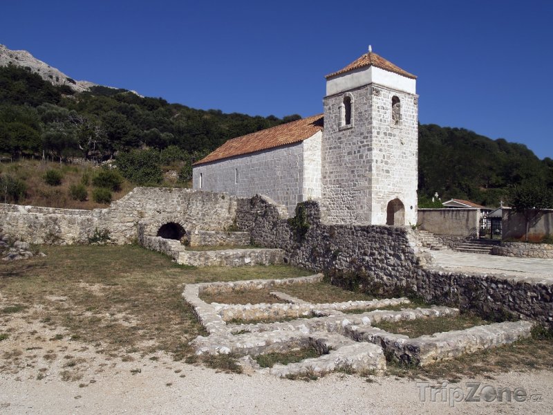 Fotka, Foto Kostel Sv. Lucie v Jurandvoru (Krk, Chorvatsko)