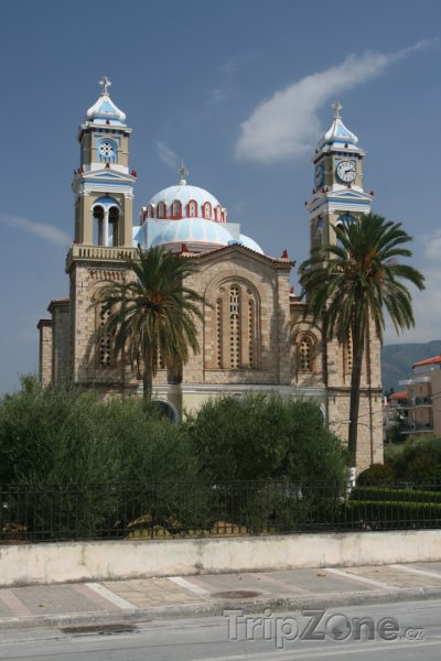 Fotka, Foto Kostel ve městě Karlovasi (Samos, Řecko)