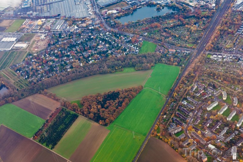 Fotka, Foto Letecký pohled na okraj města (Düsseldorf, Německo)
