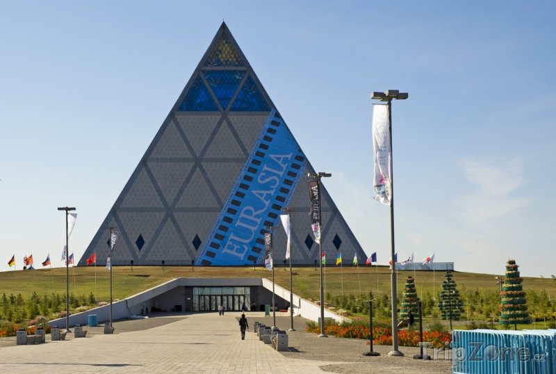 Fotka, Foto Pyramida Míru v Astaně (Kazachstán)