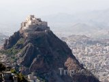 Stará pevnost nad městem Taiz