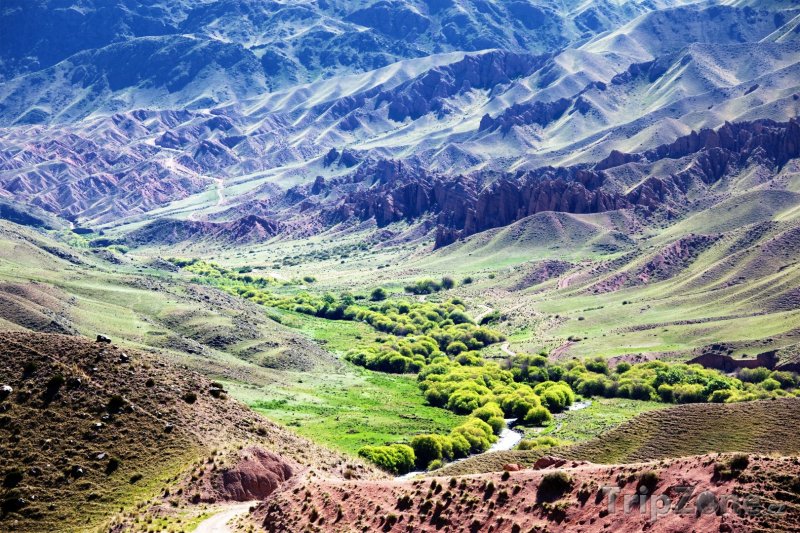 Fotka, Foto Údolí v pohoří Ťan-šan (Kazachstán)