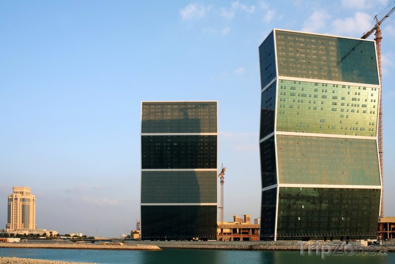 Fotka, Foto Zig-Zag Towers v Dauhá (Katar)