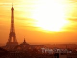 Eiffelova věž v západu slunce