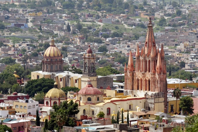 Fotka, Foto Kostel ve městě San Miguel de Allende (Mexiko)