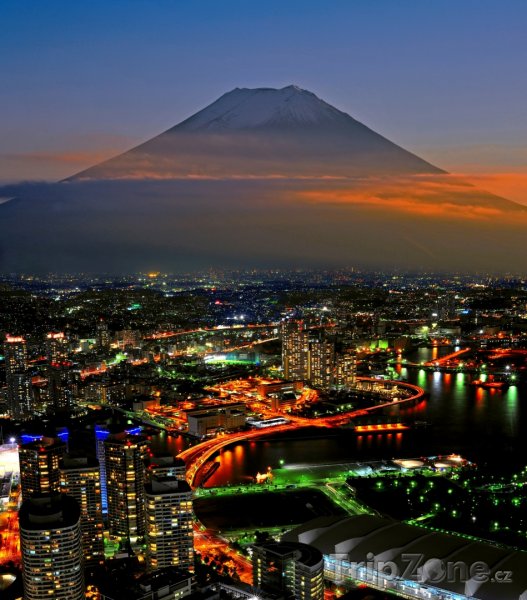 Fotka, Foto Noční Jokohama a hora Fudži (Japonsko)