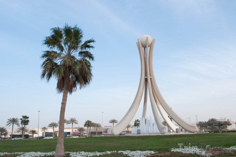 Fotka, Foto Perlový monument v Manámě (Bahrajn)