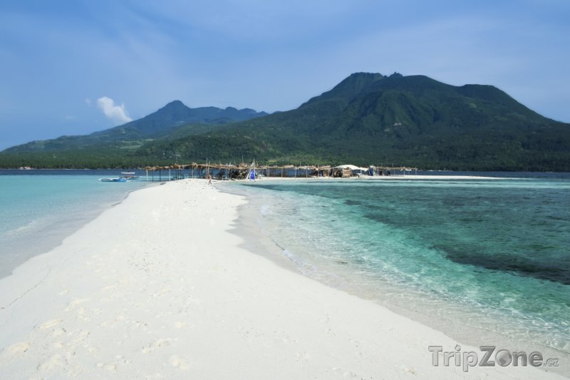 Fotka, Foto Pláž u ostrova Camiguin (Filipíny)