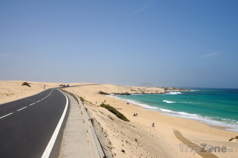 Fotka, Foto Silnice na sotrově Fuerteventura (Španělsko)