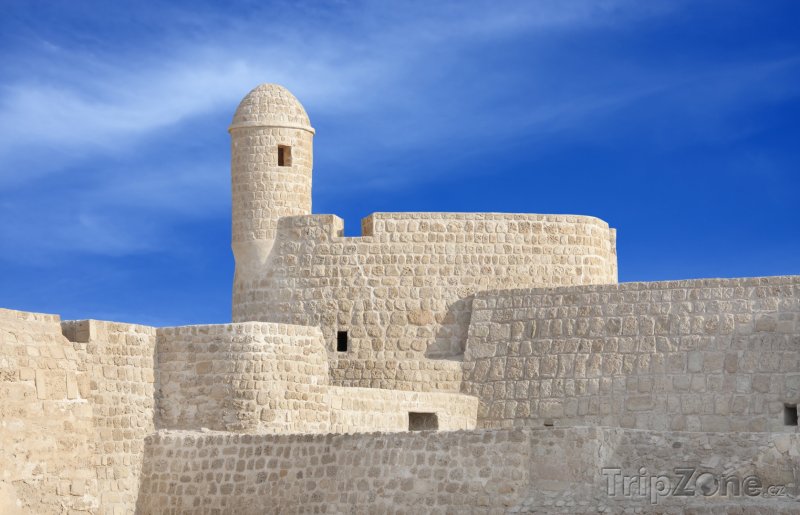 Fotka, Foto Strážní věž v pevnosti Qal'at al-Bahrain (Bahrajn)