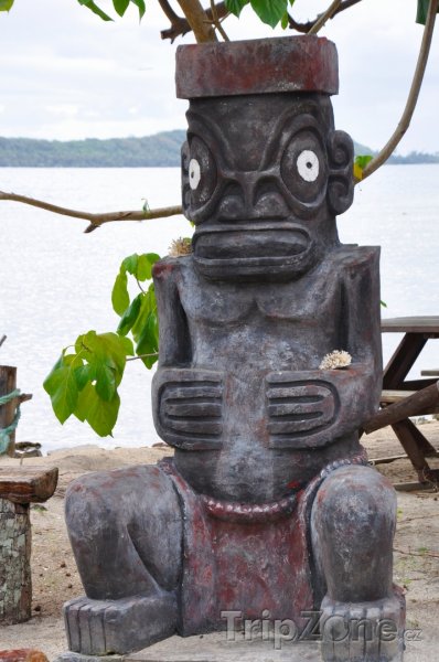 Fotka, Foto Tiki, Dřevěná socha boha plodnosti (Francouzská Polynésie)