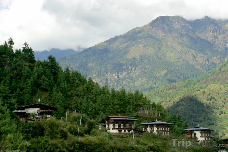 Fotka, Foto Tradiční domy v horách (Bhútán)