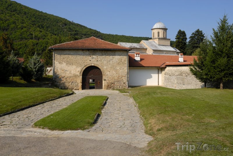 Fotka, Foto Vchod do kláštera Visoki Dečani (Kosovo)