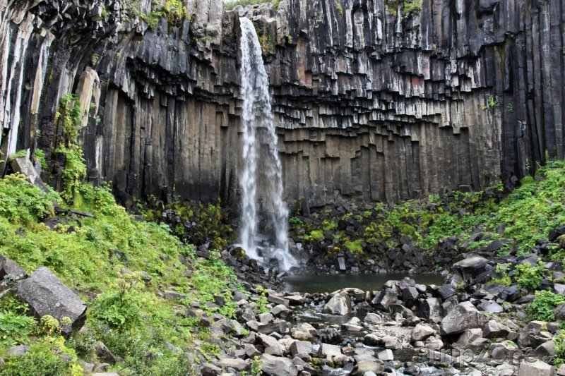 Fotka, Foto Vodopád Svartifoss v národním parku Skaftafell (Island)