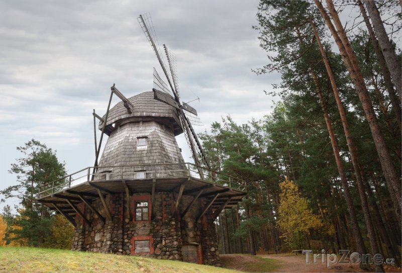 Fotka, Foto Historický mlýn ve venkovním muzeu (Riga, Lotyšsko)