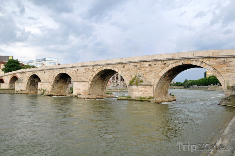 Fotka, Foto Kamenný most přes řeku Vardar (Skopje, Makedonie)
