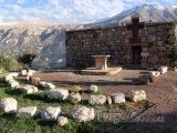 Kostel v údolí Kadisha