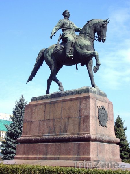 Fotka, Foto Kotovského socha v Kišiněvu (Moldavsko)