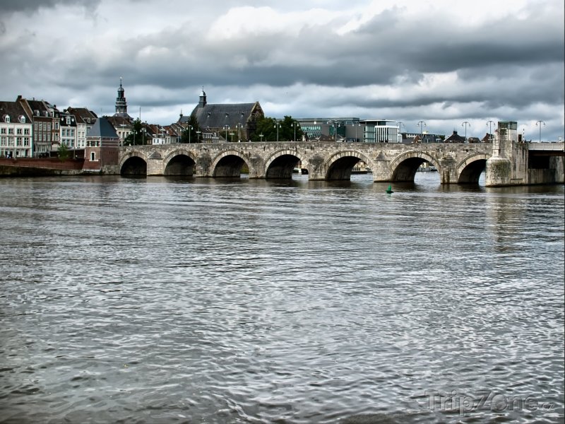 Fotka, Foto Maastricht, most Saint Servatius (Nizozemsko)