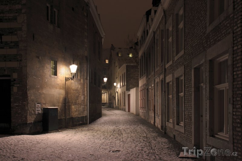 Fotka, Foto Maastricht, ulička ve staré části města (Nizozemsko)