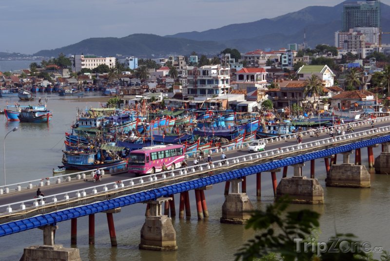 Fotka, Foto Most ve městě Nha Trang (Vietnam)