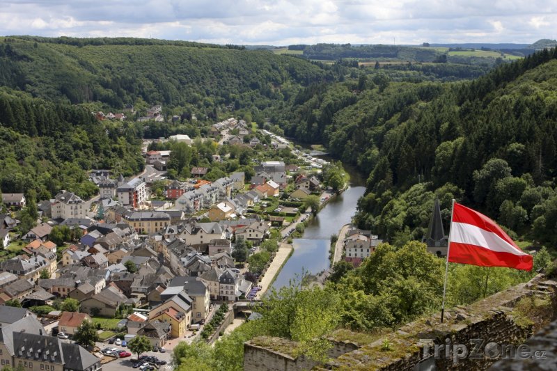 Fotka, Foto Pohled na město Vianden (Lucembursko)