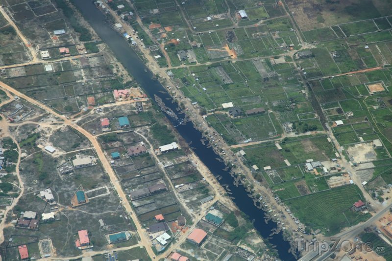 Fotka, Foto Řeka ve městě Lagos (Nigérie)