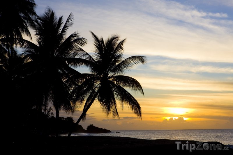 Fotka, Foto Tobago, západ slunce nad Turtle Beach (Trinidad a Tobago)