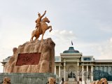 Ulánbátar, pomník Süchbátara